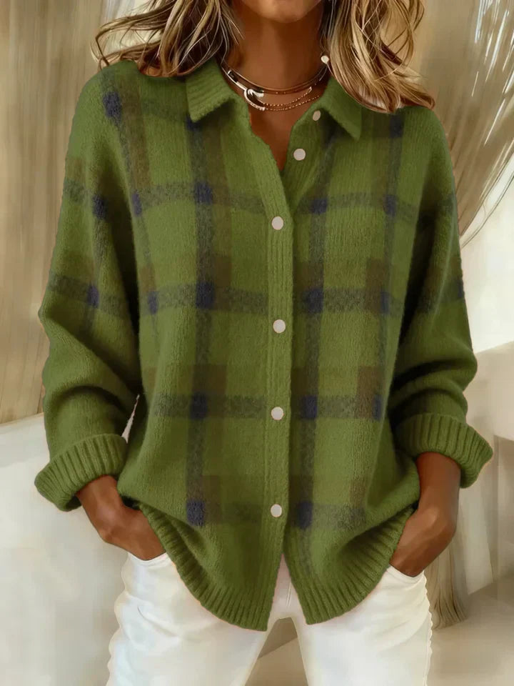 Mia | Kuscheliger Knopfstrickpullover