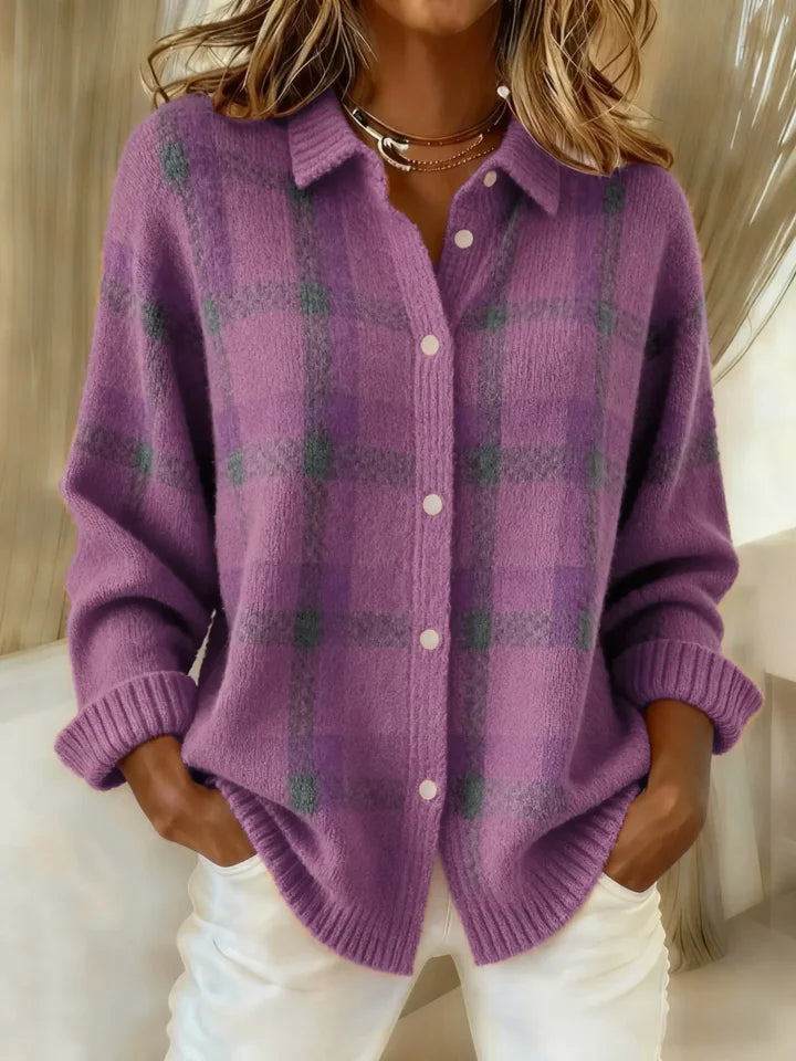 Mia | Kuscheliger Knopfstrickpullover