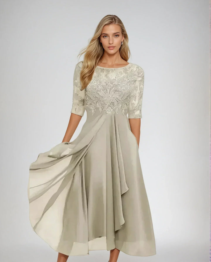 Audrey | Elegantes Spitzenkleid